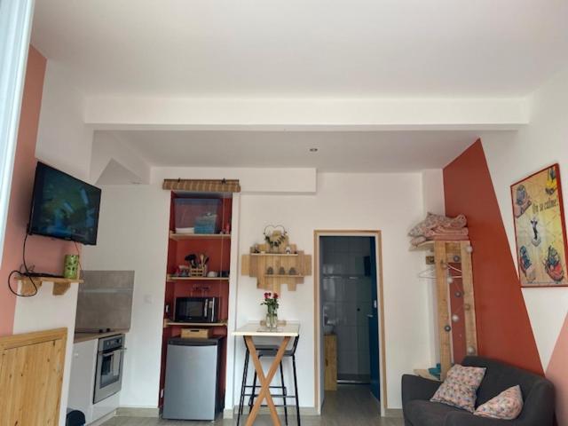 La Petite Escapade Apartment Calais Exterior photo