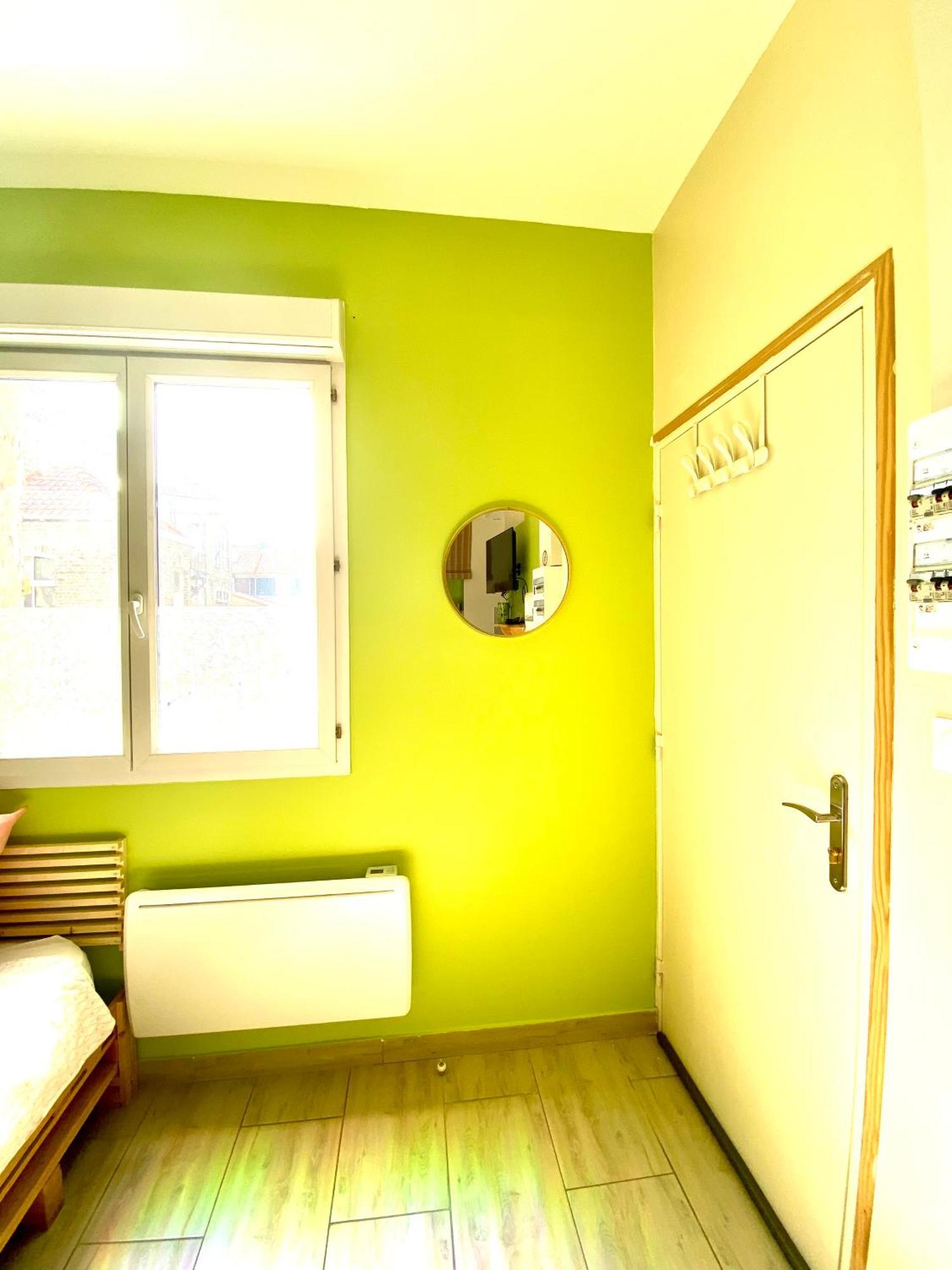 La Petite Escapade Apartment Calais Exterior photo